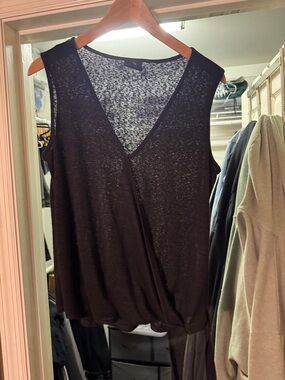 bobeau Black Sleeveless V-Neck Draped Front Camisole